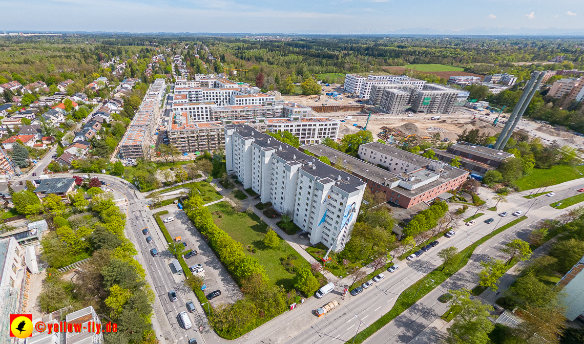 04.05.2023 - Luftbilder vom Alexisqaurtier und Pandion Verde in Neuperlach